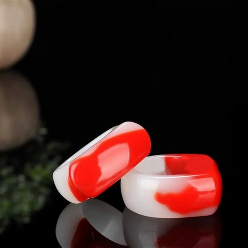 

Natural Chinese Color Hand-carved Saddle Jade Ring Fashion Boutique Jewelry Men and Women Red and White Ring Gift