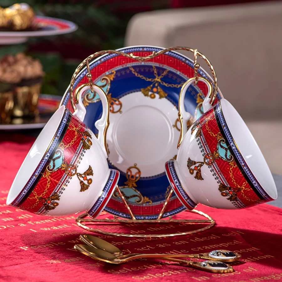 

Creative Vintage Cup Nordic Luxury High Quality Handmade Ceramic Coffee Cup Saucer Spoon Tazas Cafe Kitchen Drinkware DB60BD