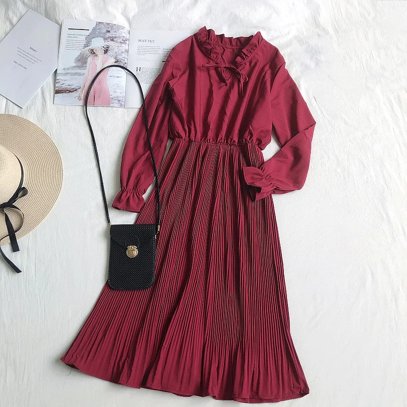 Женское плиссированное платье миди элегантное осеннее с расклешенными рукавами