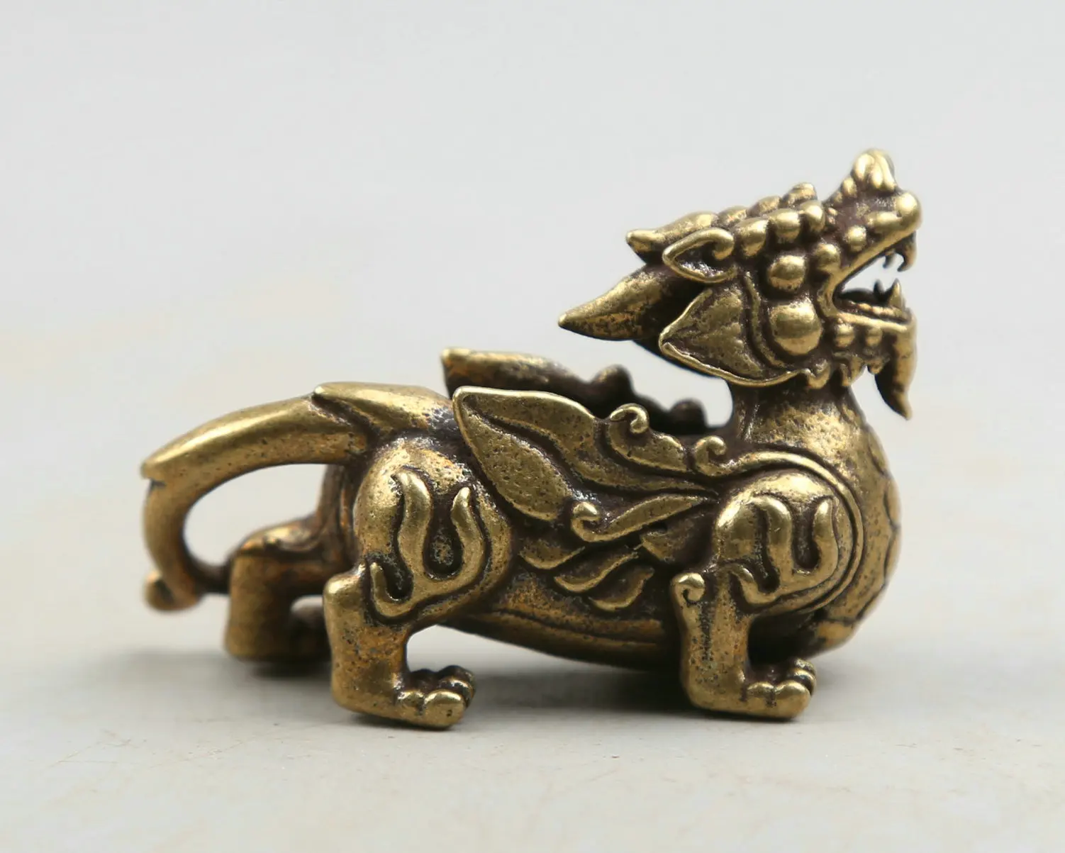 55MM/2.2&quotCollect Curio Rare Chinese Fengshui Bronze Exquisite Animal Auspicious Beast Qilin Kylin Unicorn Pendant Statuary 43g | Дом и сад