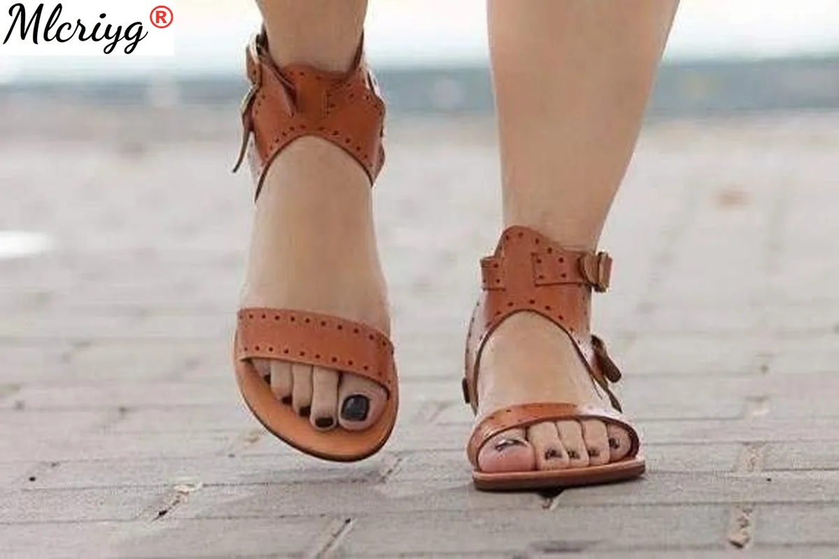 

Women Sandals Flat Gladiator Leather Sandals Summer Shoes Woman Rome Style Double Buckle Casual Beach Sandles Plus Size 35-43