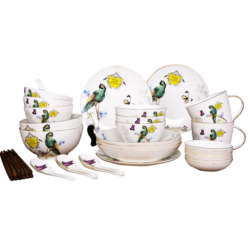 Роскошные европейские столовые приборы Западная керамика золотая отделка