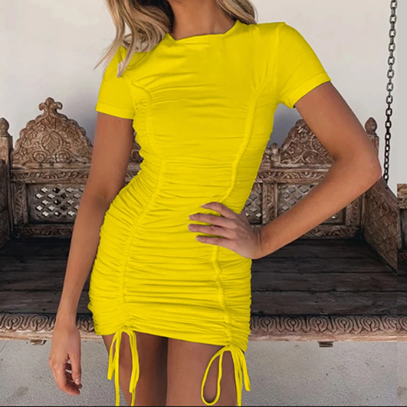 

Sexy Ruched Bodycon Mini Dress 2021 Short Sleeve O Neck Black White Bandage Tight Fitted Dresses Woman Party Night Club