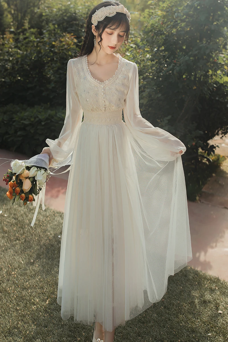 

Will fall on the new aristocratic temperament of van stars gauze v-neck lace hook little fairy skirt dress