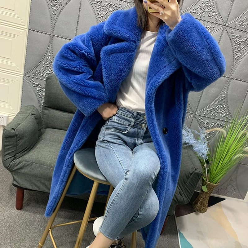 Женское длинное приталенное пальто из овчины натуральной зернистой овечьей