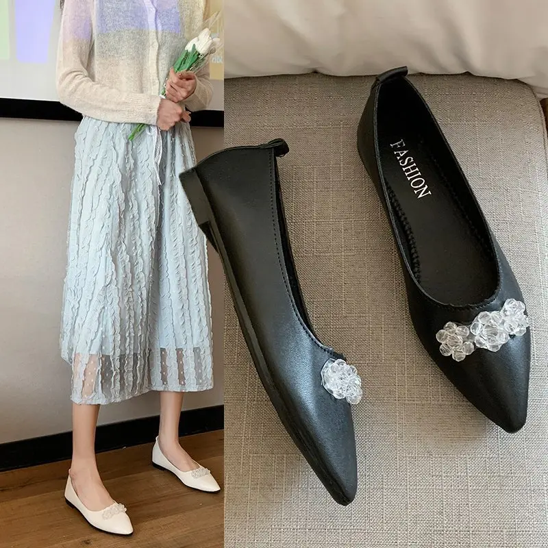

New Big size 2021 spring women flats shoes women genuine leather flats ladies shoes female cutout slip on ballet flat loafers