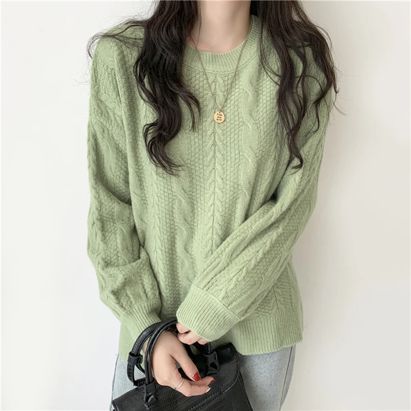 Женский свитер с круглым вырезом однотонный зеленый пуловер Сплит длинными
