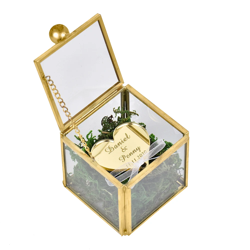 Персонализированный стеклянный футляр для кольца с гравировкой медный