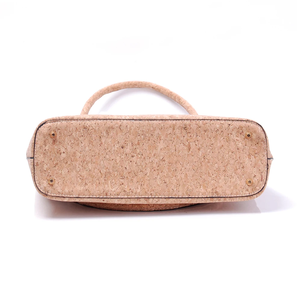 Образец коричневой Веганской кожаной пробки сумка шоппер с шипами изготовленная