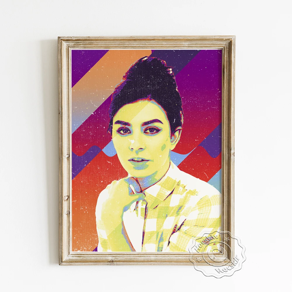 

Charli XCX Art Prints Poster, Graceful Manner Star Wall Picture, Beautiful Women Portrait Canvas Painting, Modern Bedromm Decor