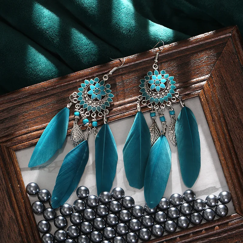 

Creative Feather Earrings Bohemian Ethnic Sun Flower Tassel Feather Long Earrings Retro Ethnic Jewelry