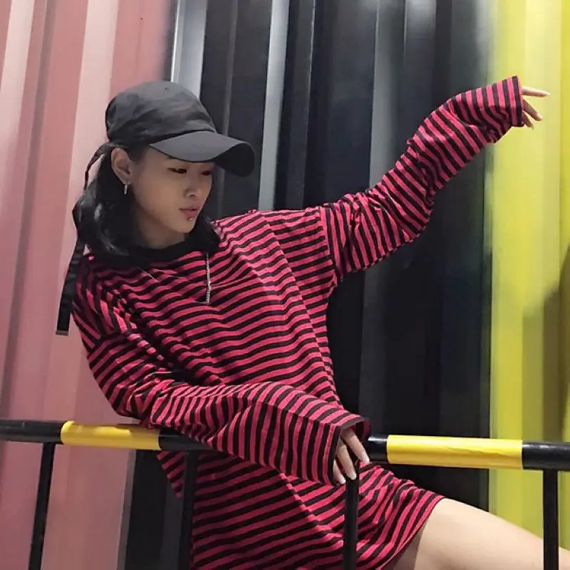 2019 корейская Ulzzang женская футболка в стиле Харадзюку Мужская черная красно белую