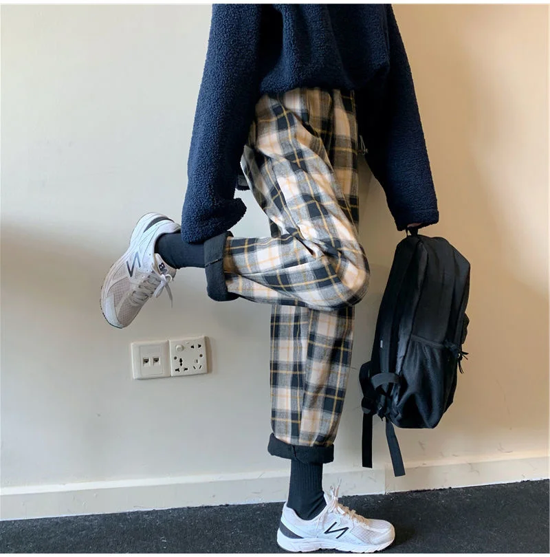 

New Autumn And Winter Casual Pants Female Student Korean Loose Plush Straight Tube Wide Leg Pants Female Thickened Plaid