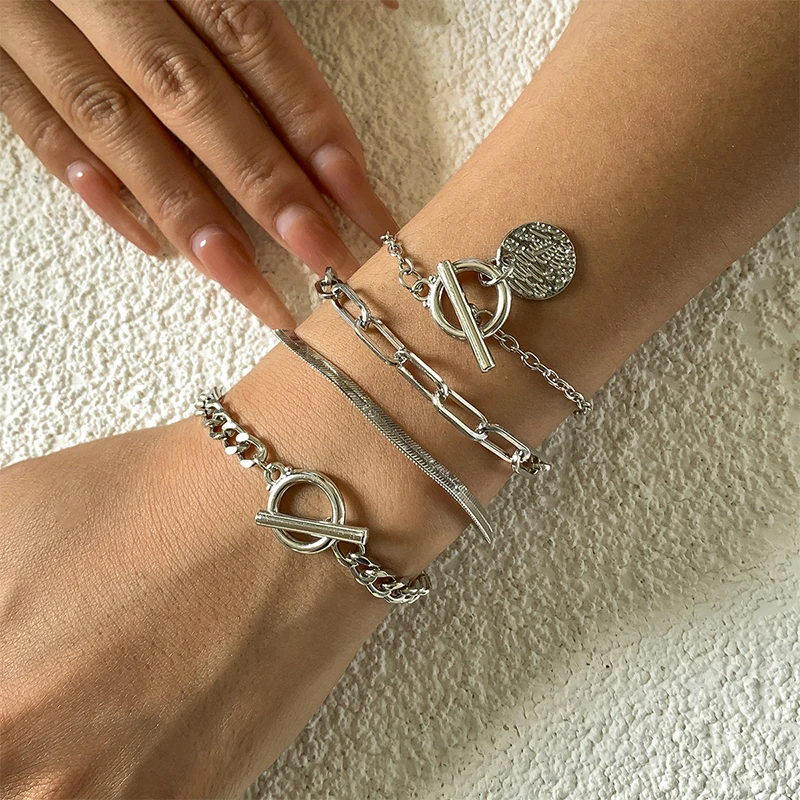 

2021 Trend Punk Style Metal Material Bracelet Hollow Fashion Trend Flat Snake Bone Shape Personality Creative Hipster Jewelry