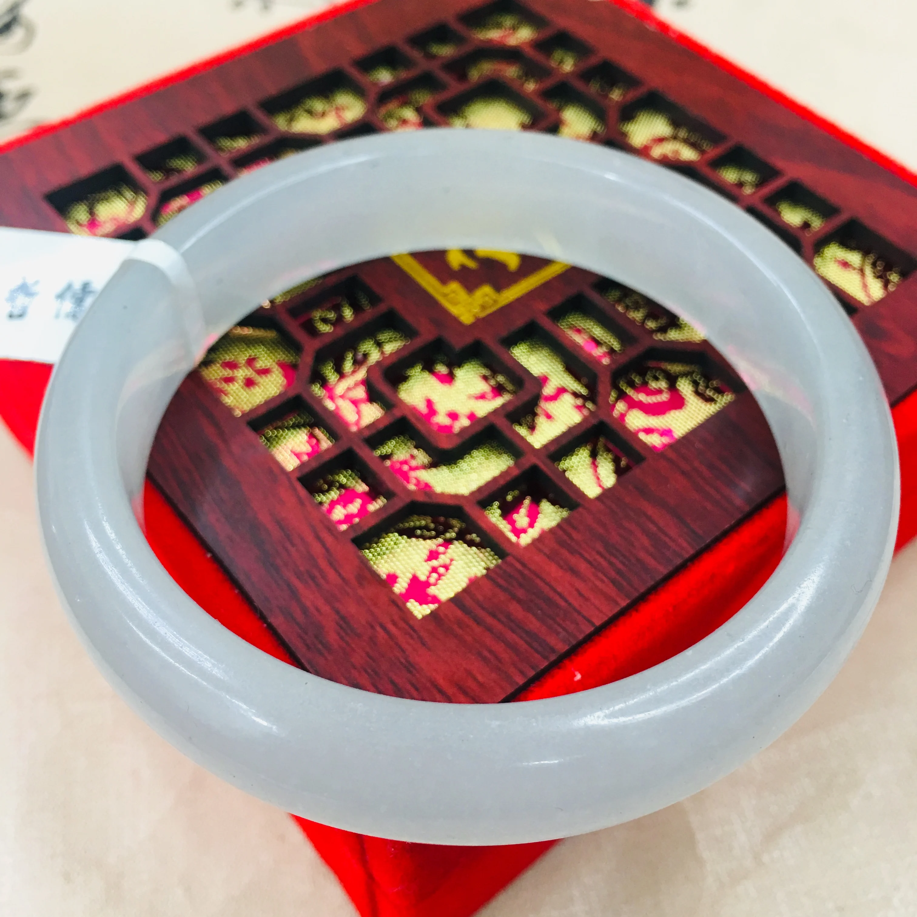 Браслет Zheru из чистого натурального Синьцзяна изысканный золотистый нефритовый