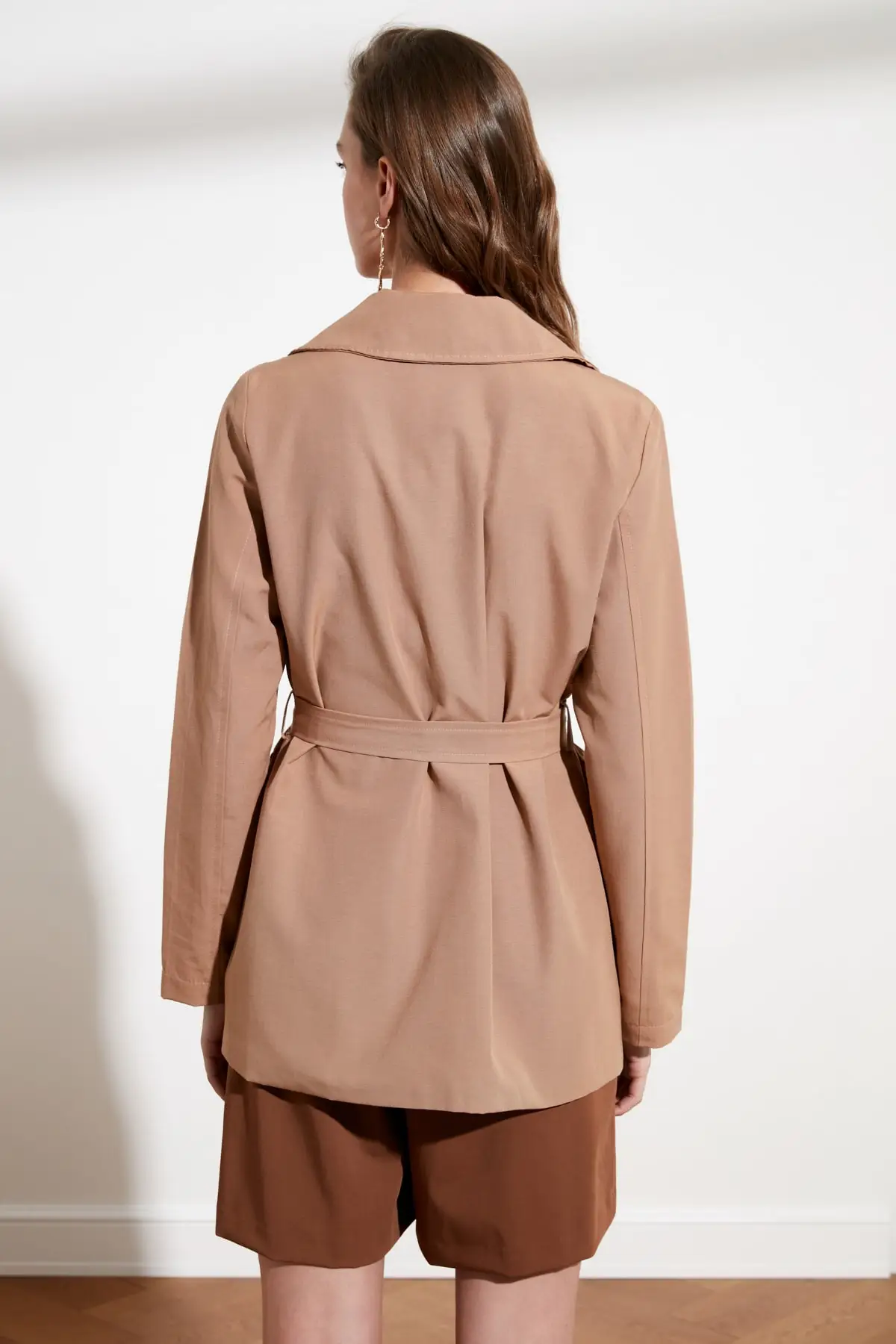 

Trendyol Arched Pocket Detail Trench TWOSS21TR0019