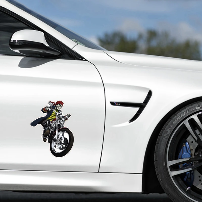 

15cmx12cmPersonalized skull locomotive Car-Sticker Automobiles Motorcycles Window Bumper Laptop Vinyl Decal PVC Decorative Goods