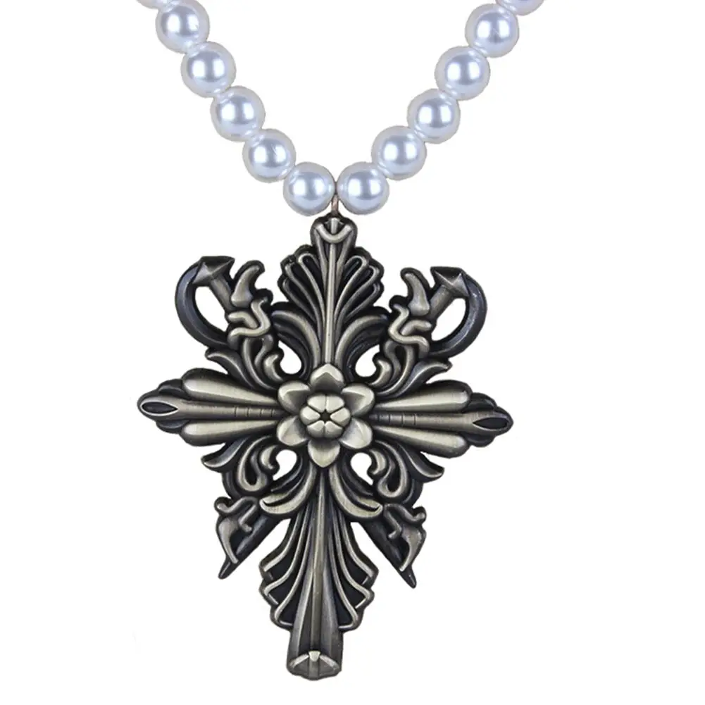 

Evil 8 Alcina Dimitrescu Necklace Pearl Pendant Cosplay Jewelry Costume Props