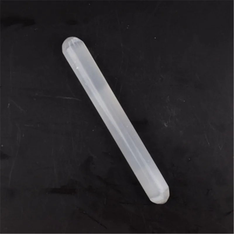 Лампа из натурального селенита 15 см резная пирамида башня исцеляющая