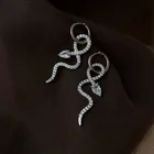 Корейские Модные Винтажные блестящие серьги в виде змеи с кристаллами для женщин, модные 2021 минималистичные изысканные искусственные животные, стиль панк