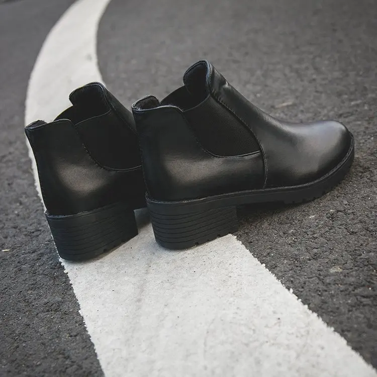 Осенние ботинки на квадратном каблуке женская обувь из натуральной кожи