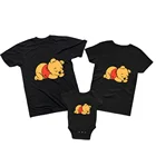 Футболка для маленьких мальчиков и девочек, комбинезон для малышей, летний хипстерский черный Универсальный Топ для взрослых, футболка, Одежда для новорожденных, Винни-пух