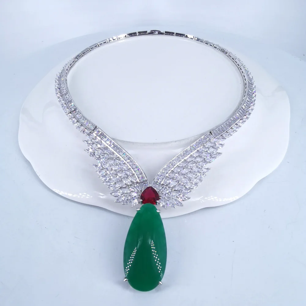 Комплект из колье и серёг с фианитом винтажный 2021 | Украшения аксессуары