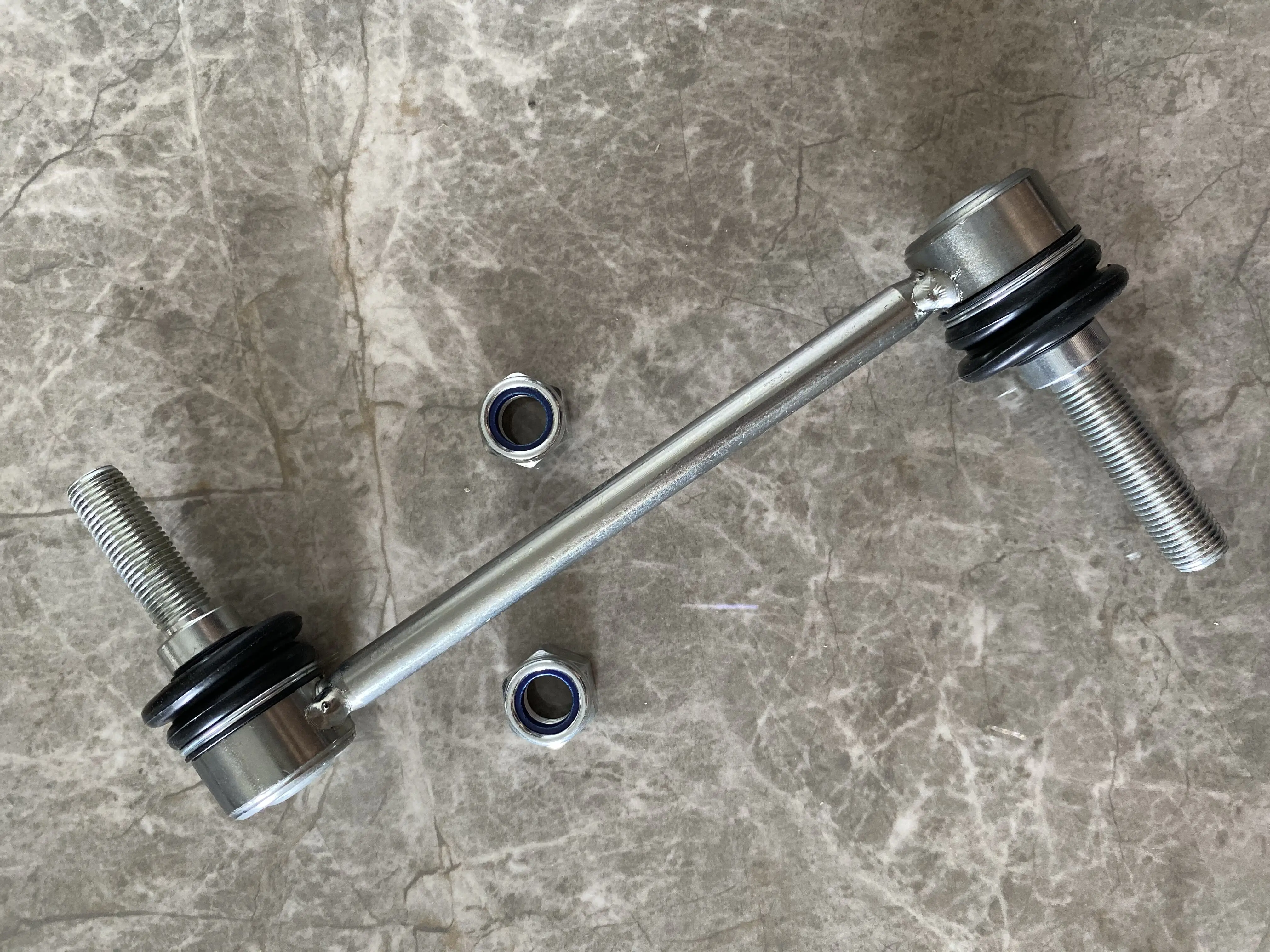 1 шт Передняя штанга стабилизатора для Mercedes W164 W251 ML350 ML500 GL320 R320 1643202132 164 320 21 32 |