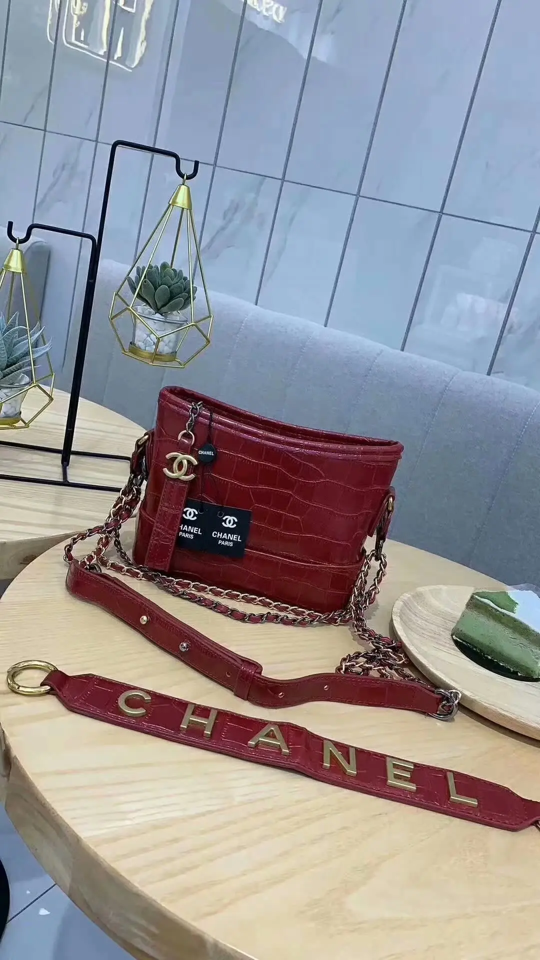 

Fashion Exquisite Shopping Bag Retro Casual Women Totes Shoulder Bags Female Leather Solid Color Chain Handbag for Women 2020