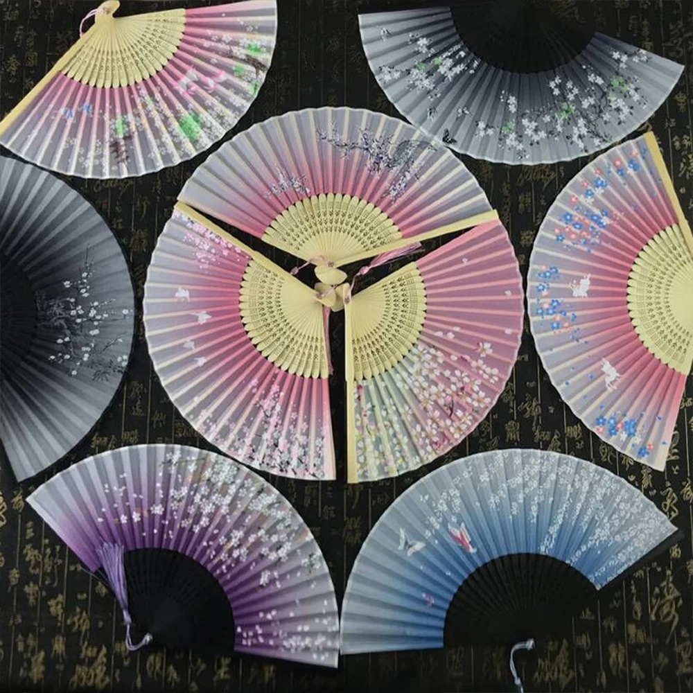 

Vintage Style Silk Folding Fan Chinese Japanese Pattern Handicraft Gift Home Decor Ornaments Dance Hand Fan Art Craft Gift