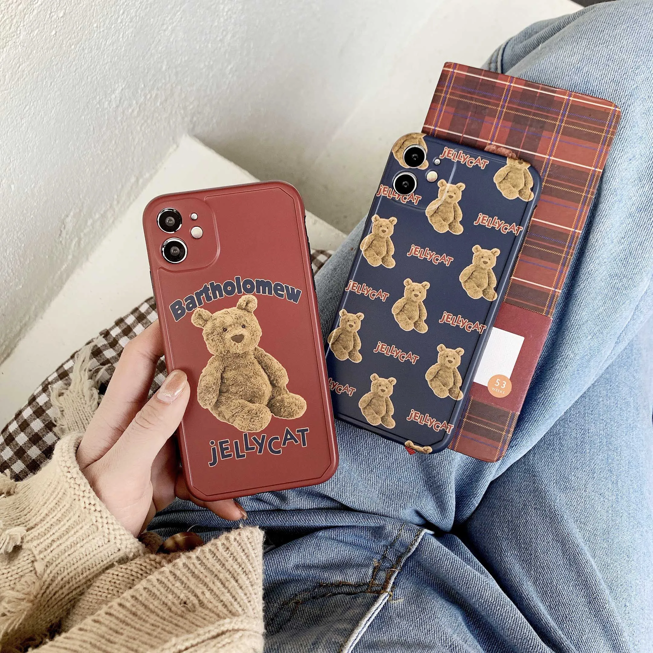 

Fashion Trend Bears Phone Case for Iphone 12 11 Pro Max Soft IMD Case Cute Cartoon for Iphone 7 8 Plus XR X XS MAX Cover Fundas