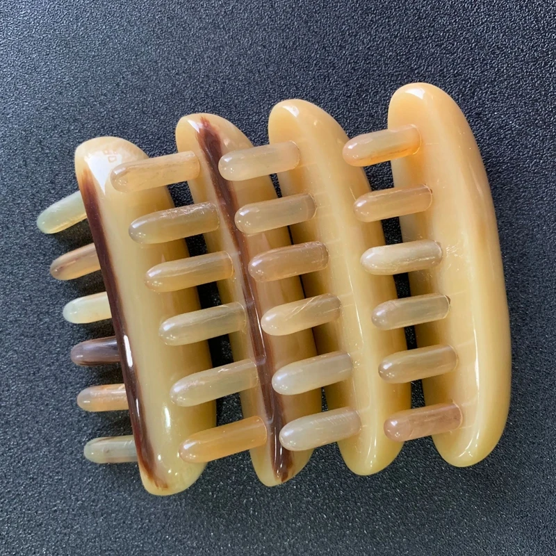 Расческа для кожи головы натуральный рог ширина зубов массажный Меридиан