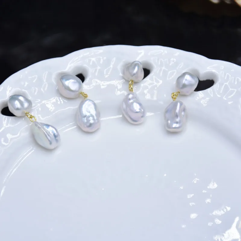 

Women's Fashion Earrings Simple Baroque Shaped High Quality Natural Pearl Jewelry Personalized Aurora Colorful Wedding Gift