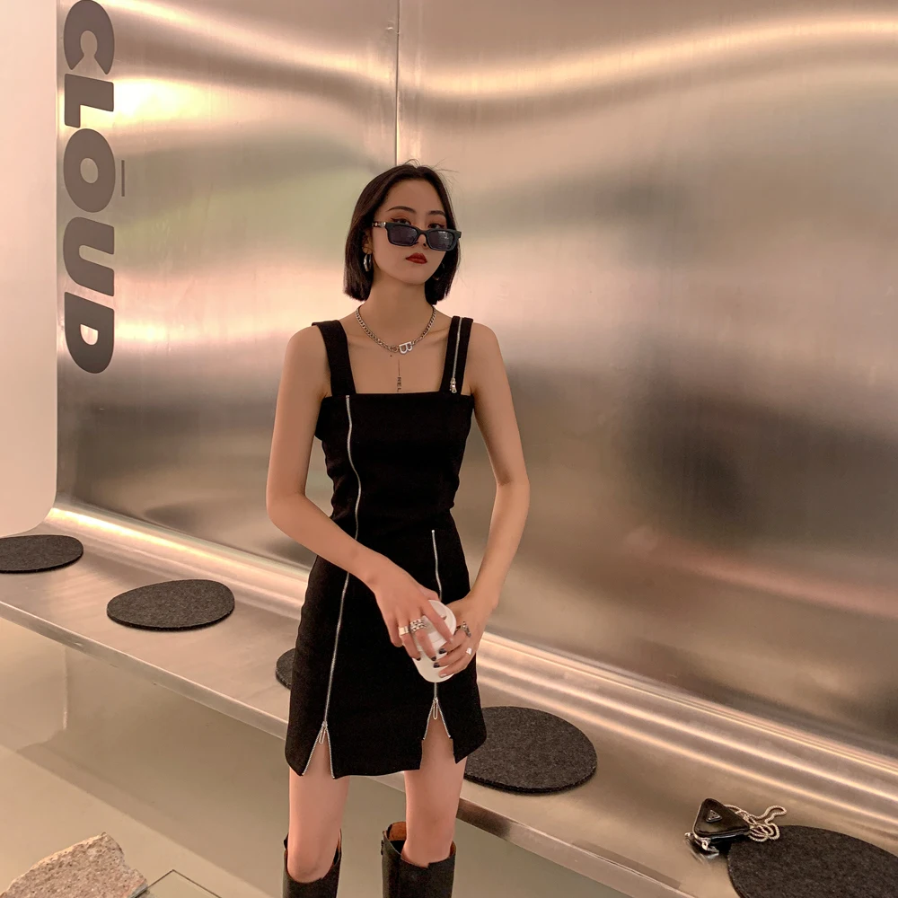 

2021 summer new tight-fitting hot girl little black dress zipper design niche temperament suspender dress women