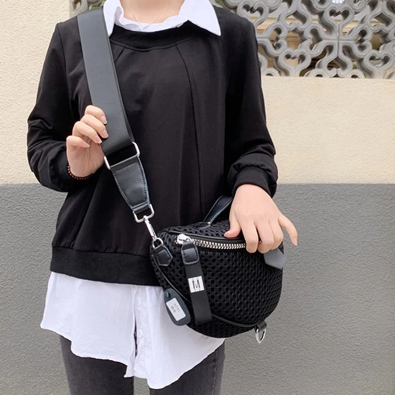 

Travel Organizer Ladies Shoulder Bag Fashionable Nylon Mesh Messenger Bag Luxury Designer Waist Bag 2021 New Female Bag