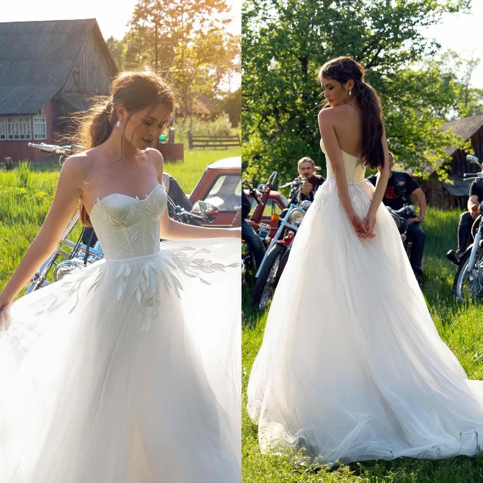 

2020 A Line Wedding Dresses Sweetheart Lace Appliques Bridal Gowns Custom Made Lace-up Back Sweep Train Wedding Dress