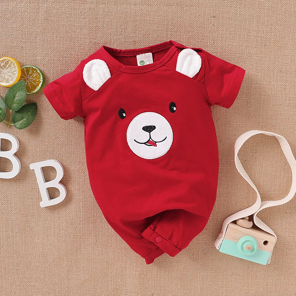 Детский хлопковый комбинезон с короткими рукавами и объемным рисунком медведя