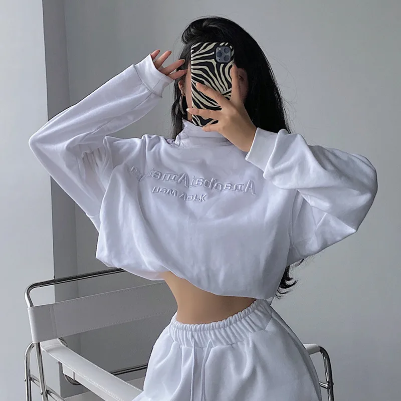 

WOMENGAGA Turtleneck Long Sleeve Short Open Navel Pullover Sweatshirt Letter Embroidered Loose With Ruched Tops 9N2W