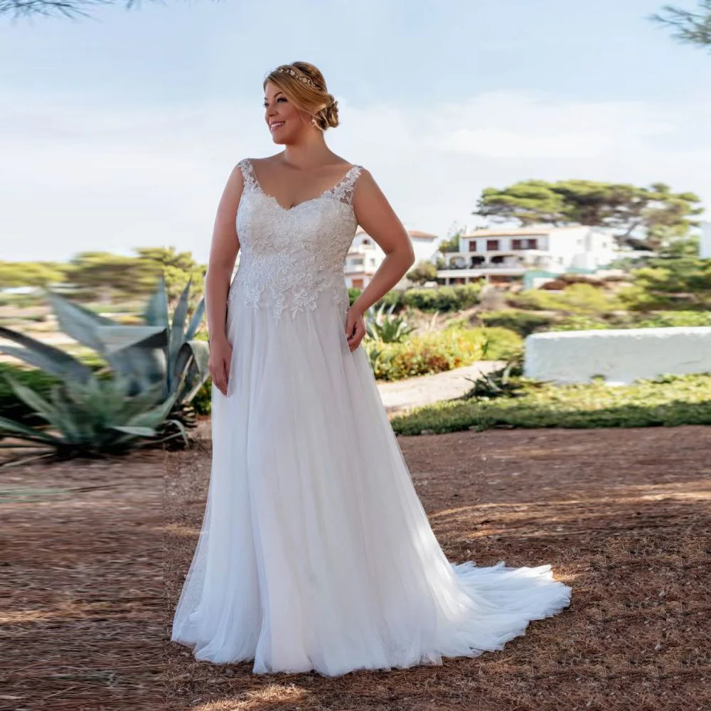 

Gorgeous Plus Size Women Beach Lace Vestido de novia Court Train Corset Back Garden Spaghetti Strap Wedding Dresses