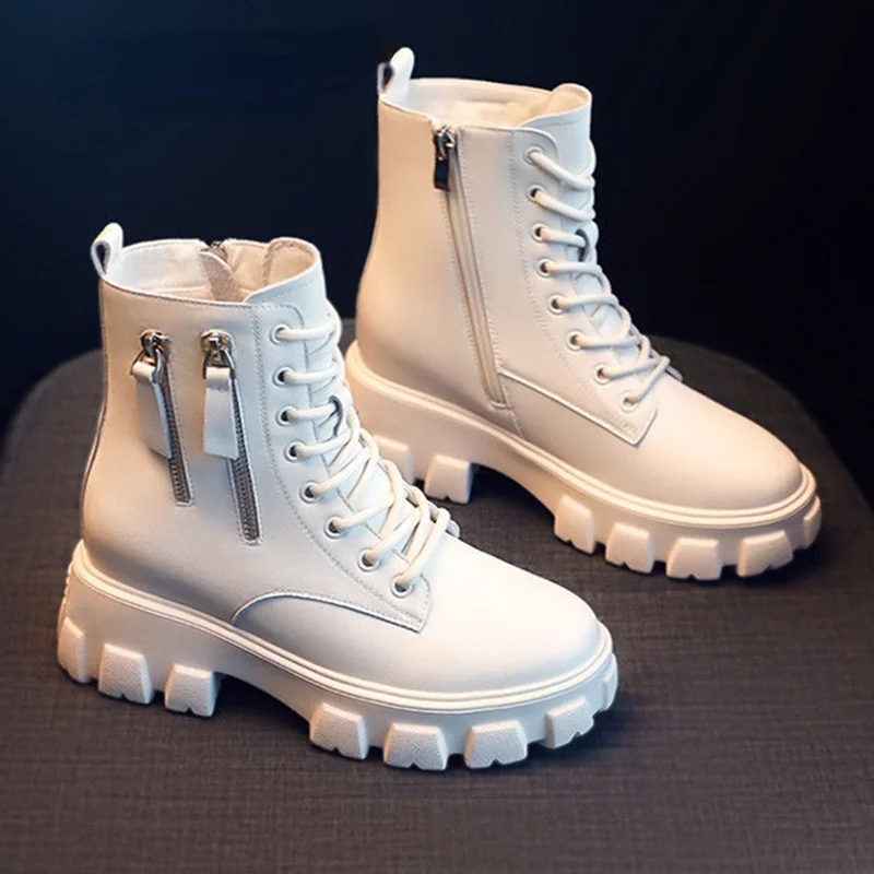 

Женские бархатные ботинки на платформе, новинка 2021, высокие ботильоны на толстой подошве в британском стиле, ботинки-мартинсы с бархатной п...