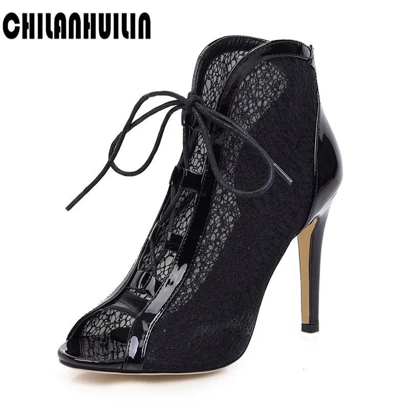 

Women's Shoes