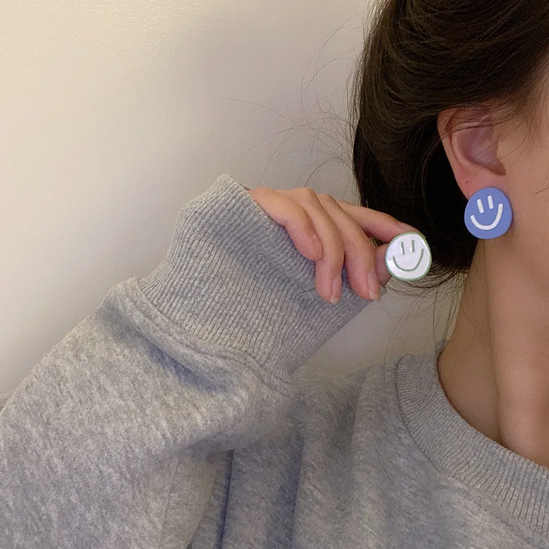 

2021 Trend New Fashion Women's Earrings Creative Asymmetric Cartoon Expression Retro Girl Party Decoration Accessories