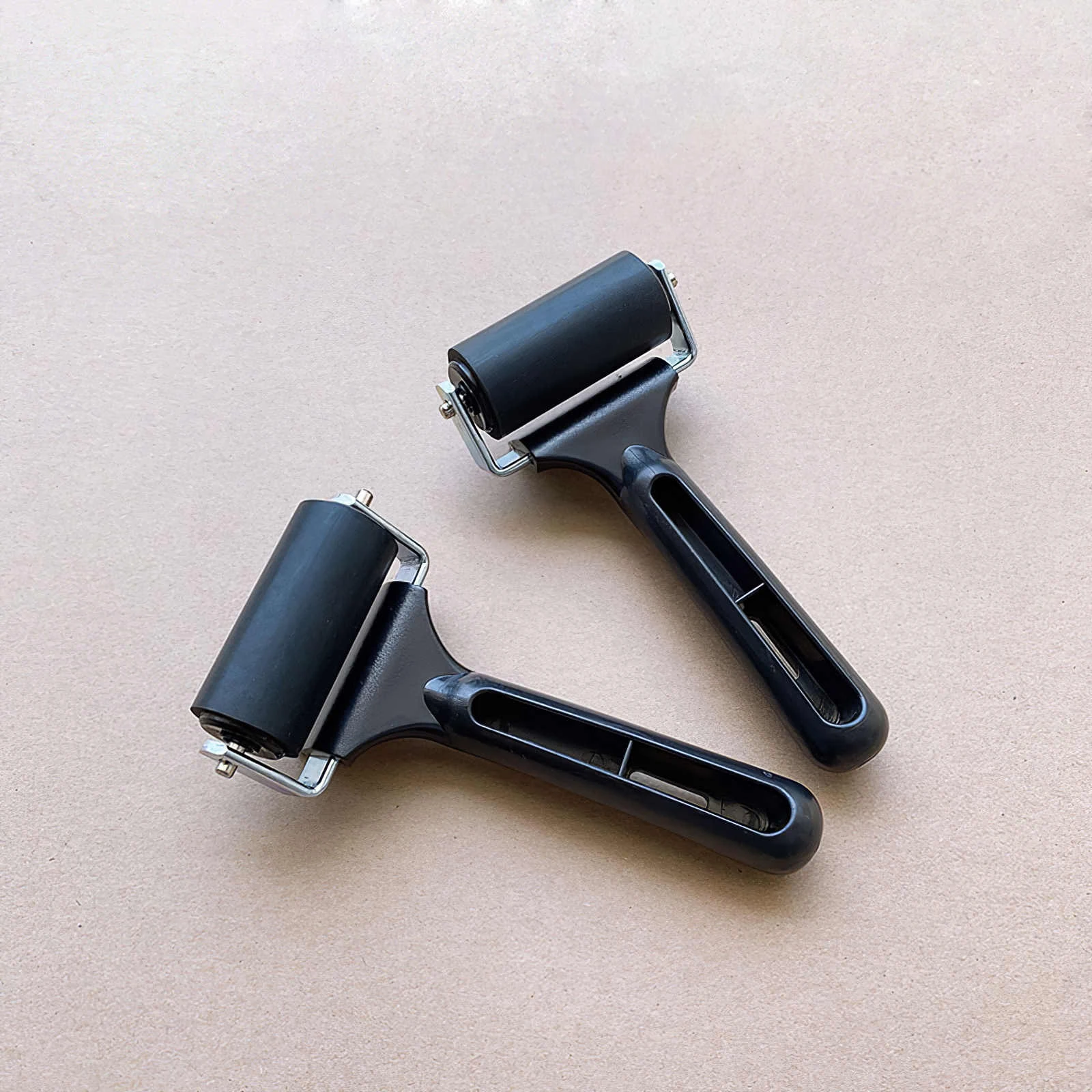 

Practical 6cm Professional Wood Handle Rubber Roller Art Ink Painting Roller Stamping Tool Handmade Accessories