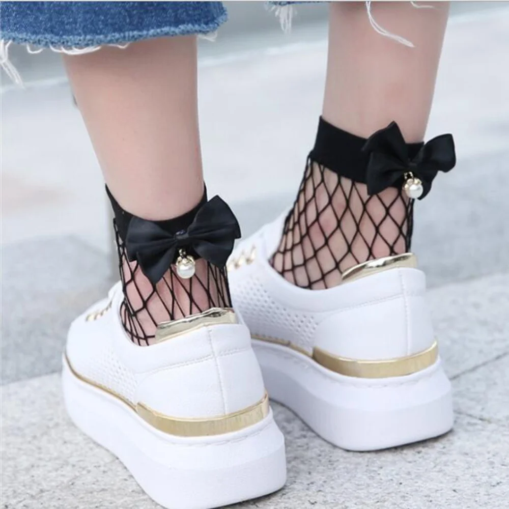 

1 pair of ladies fishnet socks short section spring and summer short tube thin section girl net sock breathable trend mesh socks