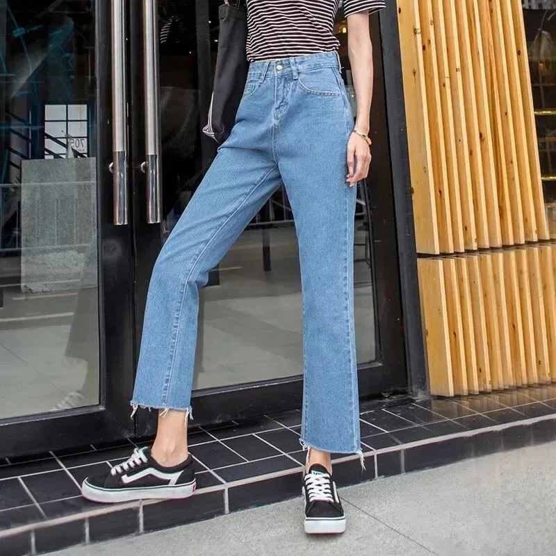 

Vintage High Waist Straight Jeans Pants For Women Streetwear Loose Female Fashion Denim Jeans Buttons Zipper Ladies Trouser 2021
