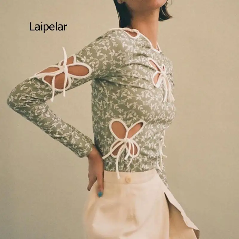 

Summer and Autumn 2021 New Sweet Cute Round Neck Floral Bow Cut-Out Tie Slim Fit Long Sleeve Bottom T-Shirt Girl