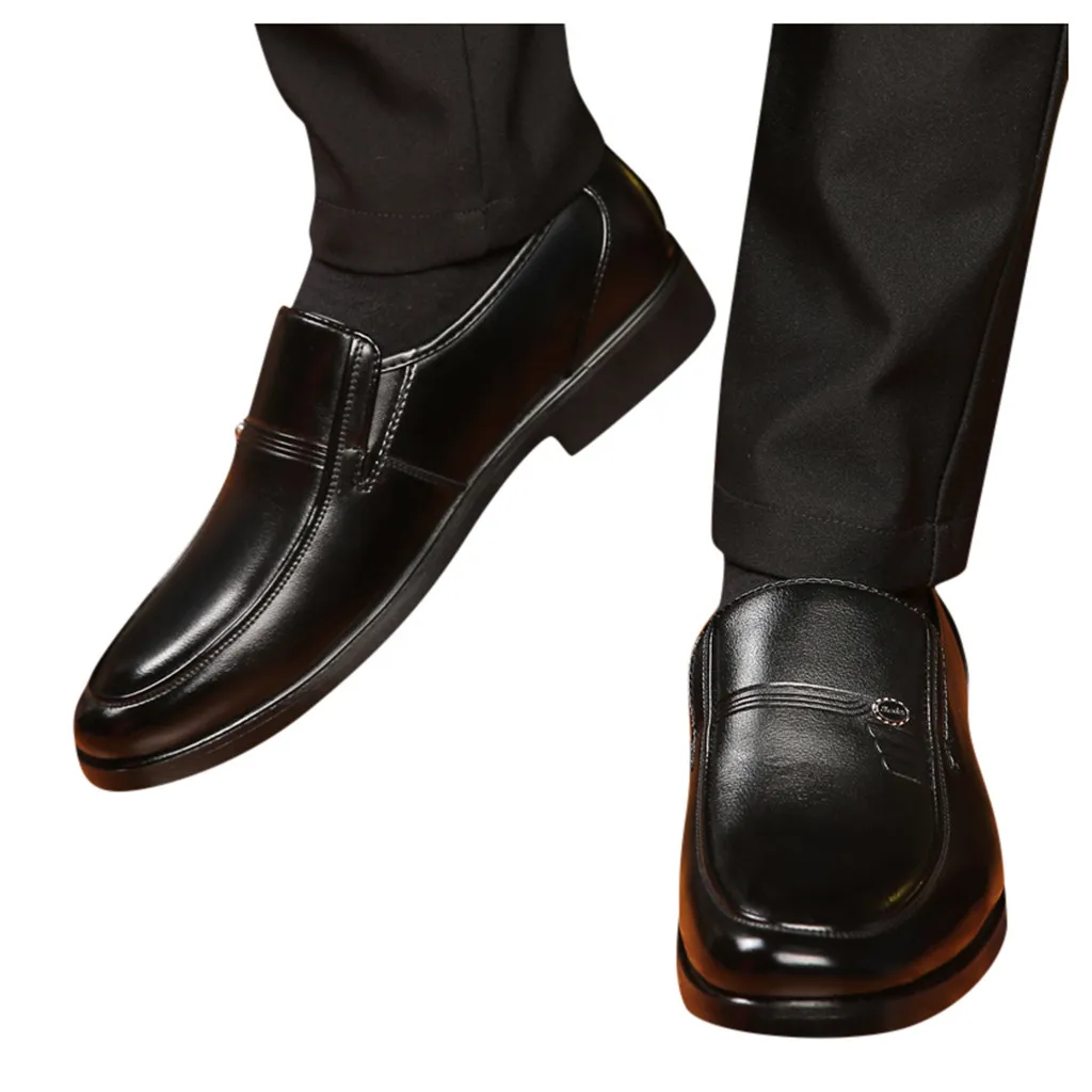 Мужская модная повседневная обувь с круглым носком черные кожаные туфли без