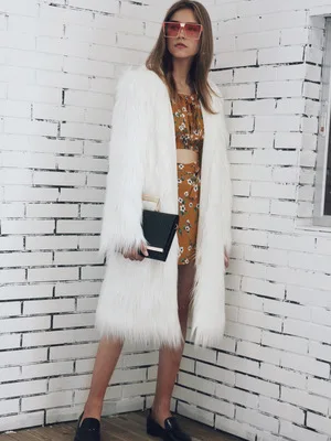 

Top Faux Fur Women Plush Coat With a hood MT0841 high quality