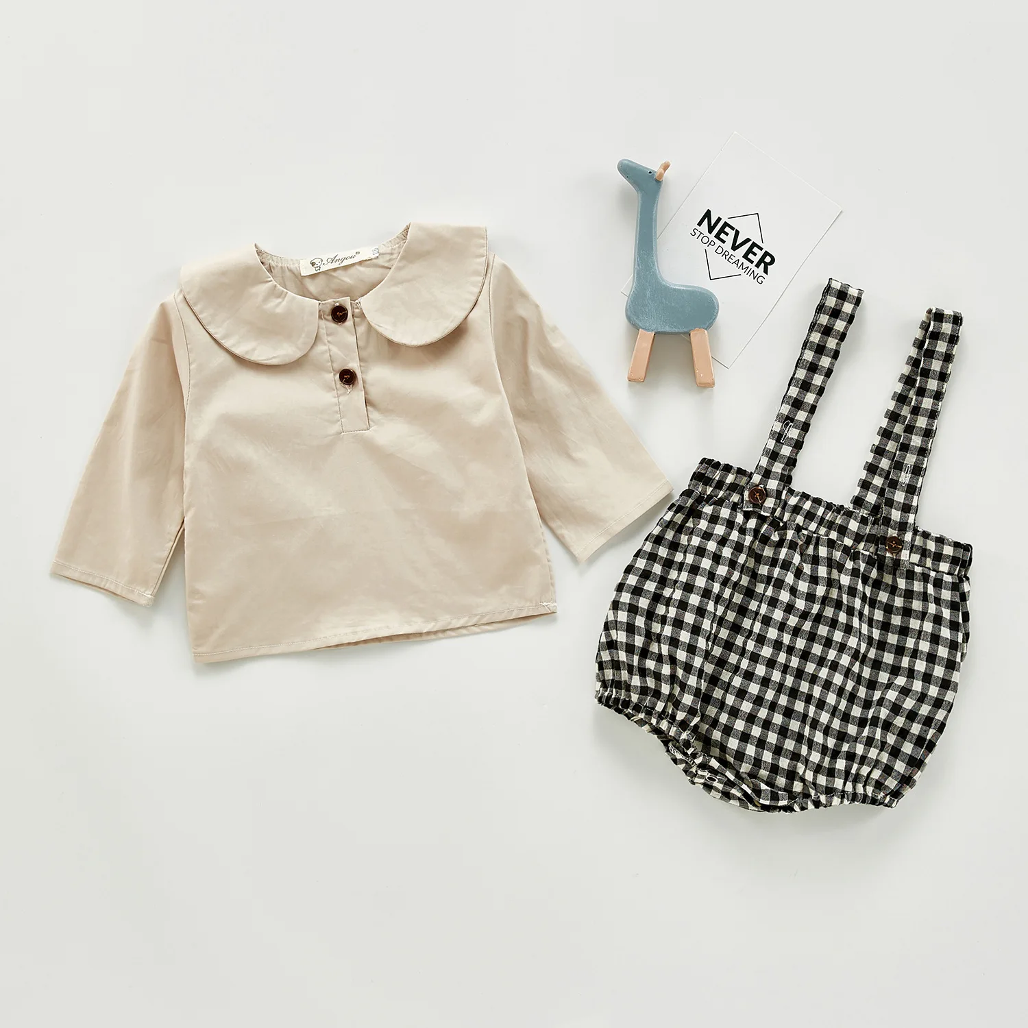 В английском стиле для детей комплект одежды мальчиков черная/белая клетчатая