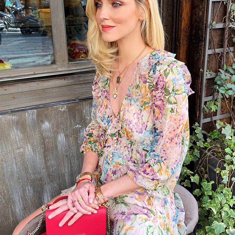 Женский короткий комбинезон с принтом шифоновый Облегающий v образным вырезом и